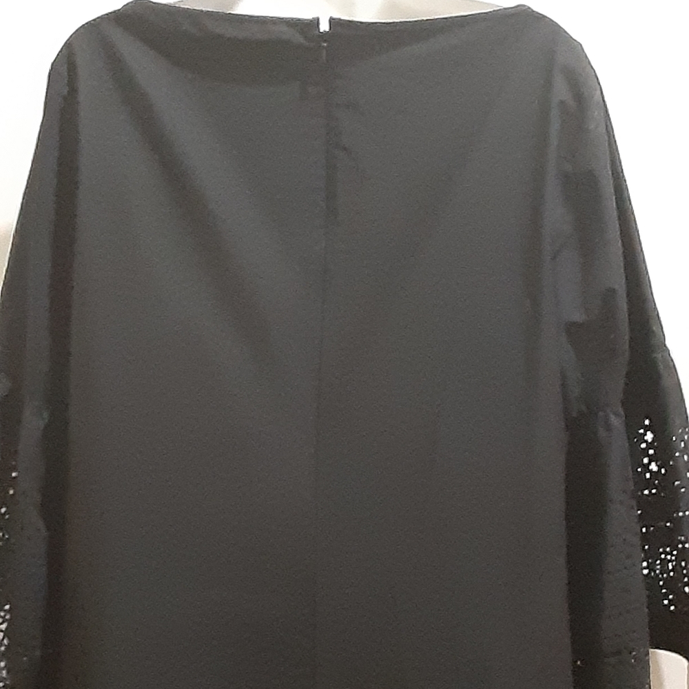 Dress - Picture 3 of 5